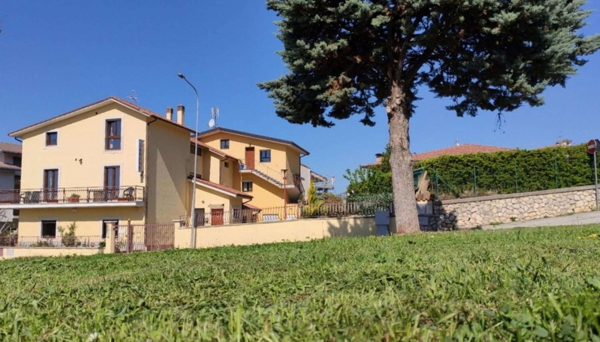 Complesso Turistico Aurora - Camere B&B Poggio Picenze Zewnętrze zdjęcie