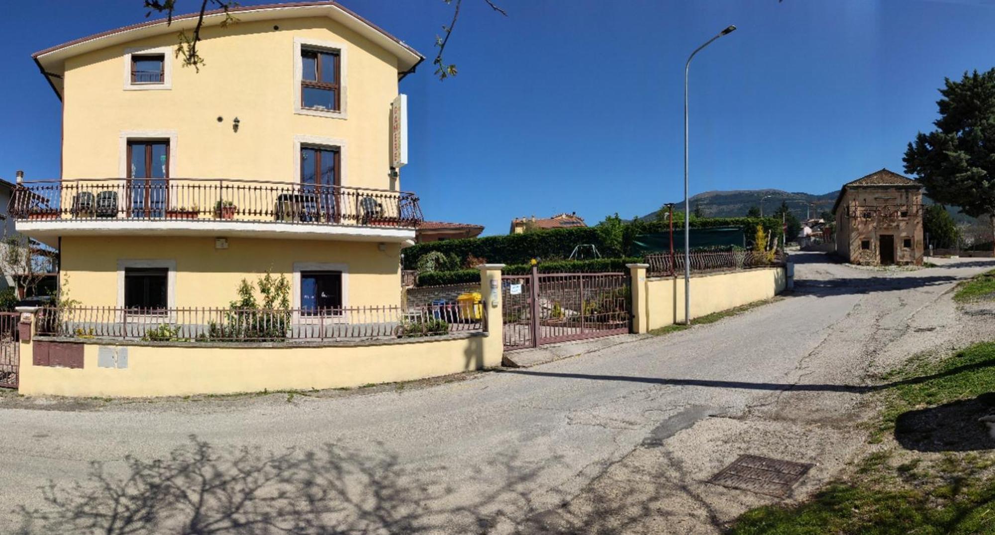 Complesso Turistico Aurora - Camere B&B Poggio Picenze Zewnętrze zdjęcie